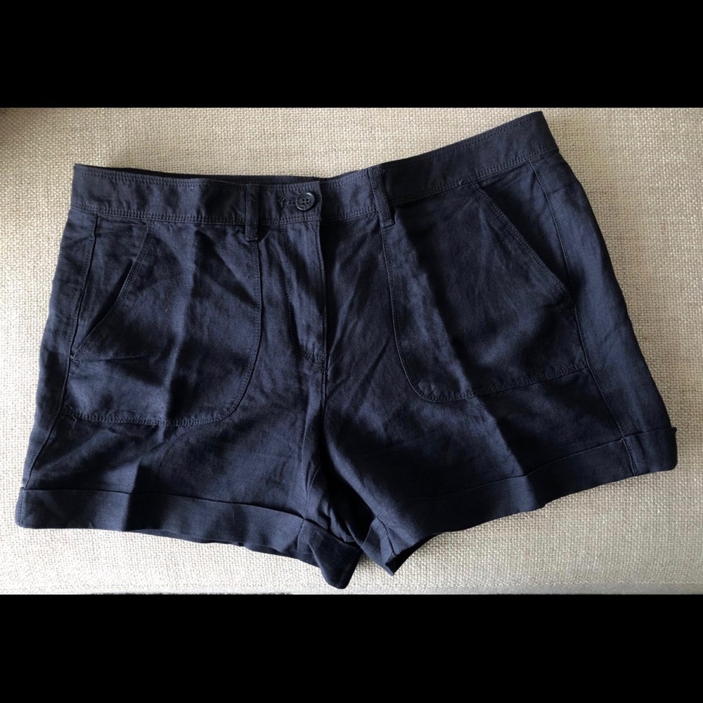 Straight Short - Picture 2 of 2